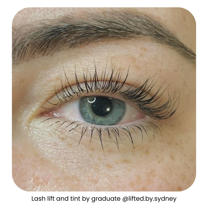 Get Qualified to Perform a Hot Lash Treatment! Start With a Lash Lift Course Online