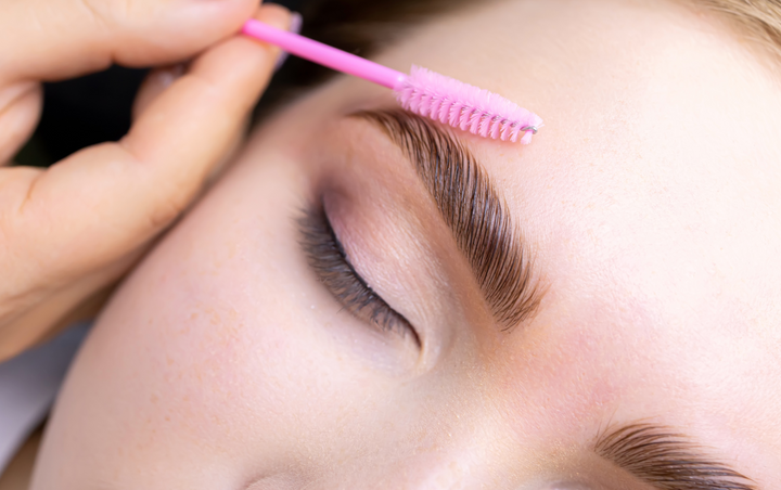 Why Now is a Great Time to Pursue Eyebrow Training Online